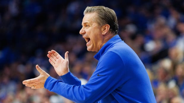 Jan 10, 2023; Lexington, Kentucky, USA; Kentucky Wildcats head coach John Calipari talks to his players during the second half against the South Carolina Gamecocks at Rupp Arena at Central Bank Center. Mandatory Credit: Jordan Prather-USA TODAY Sports  