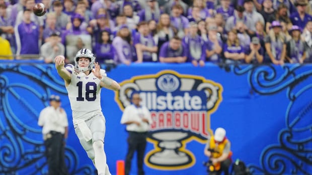Dec 31, 2022; New Orleans, LA, USA; Kansas State Wildcats quarterback Will Howard (18) throws against the Alabama Crimson Tide during the second half in the 2022 Sugar Bowl at Caesars Superdome.