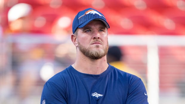 Denver Broncos offensive tackle Mike McGlinchey (69) warms up before the game against the San Francisco 49ers at Levi's Stadium.