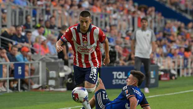 Roberto Piojo Alvarado en FC Cincinnati v Chivas Guadalajara