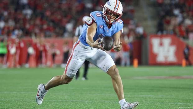 Sep 2, 2023; Houston, Texas, USA; Houston Cougars wide receiver Joseph Manjack IV (0) makes a reception during the third quarter against the UTSA Roadrunners at TDECU Stadium. Mandatory Credit: Troy Taormina-USA TODAY Sports  