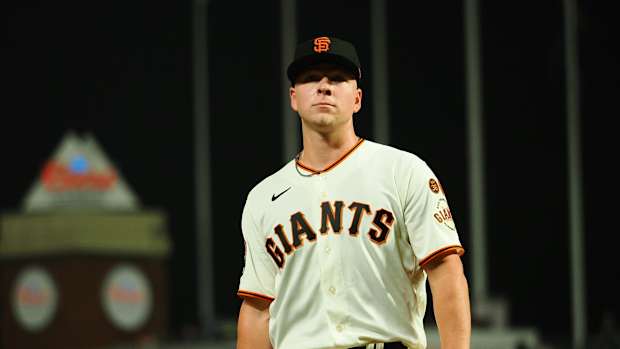 SF Giants starting pitcher Kyle Harrison (45) departs after his debut at Oracle Park (2023).