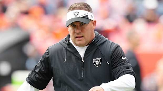 Las Vegas Raiders head coach Josh McDaniels