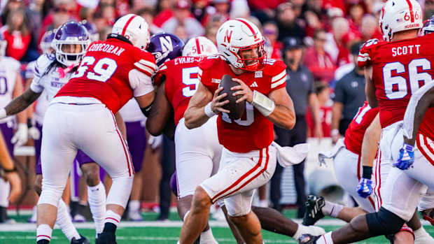 Heinrich Haarberg 2023 Nebraska vs Northwestern football 3Q USATSI_21703980