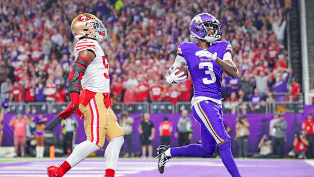 Los 49ers cayeron 22 a 17 ante los Vikings el lunes por la noche