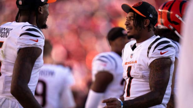 Cincinnati Bengals wide receiver Ja'Marr Chase (1) talks with Cincinnati Bengals wide receiver Tee Higgins (5) in the fourth quarter of the NFL game between the Cincinnati Bengals and the San Francisco 49ers at Levi Stadium in Santa Clara, Calif., on Sunday, Oct 29, 2023.