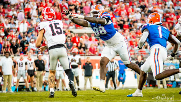 Florida DL Caleb Banks