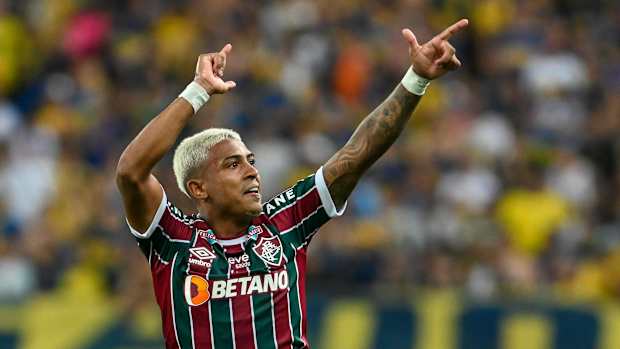 John Kennedy le dio el triunfo a Fluminense en la final de la copa libertadores aunque se fue expulsado en el festejo