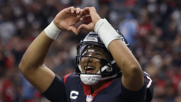 TexansCJStroudTouchdownCelebration