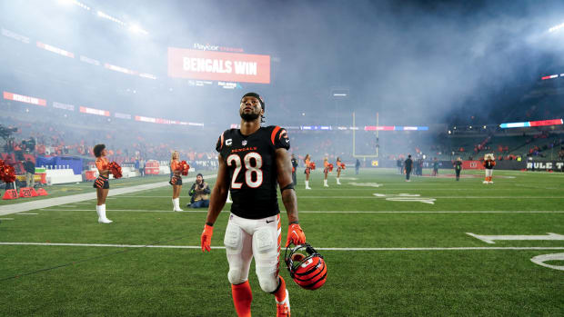 Cincinnati Bengals running back Joe Mixon (28) walks to the locker room at the conclusion of a Week 9 NFL football game between the Buffalo Bills and the Cincinnati Bengals, Monday, Nov. 6, 2023, at Paycor Stadium in Cincinnati.