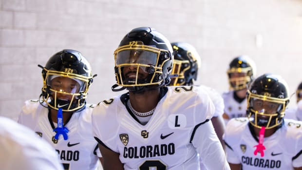 Colorado Buffaloes quarterback Shedeur Sanders (2) against the Arizona State Sun Devils at Mountain America Stadium