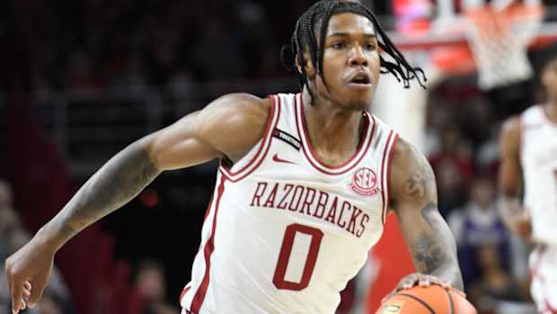 Razorbacks Khalif Battle looks inside against Gardner-Webb
