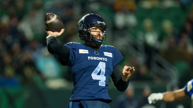 Nov 20, 2022; Regina, Saskatchewan, CAN; Toronto Argonauts quarterback McLeod Bethel-Thompson (4) passes against the Winnipeg Blue Bombers during the first half at Mosaic Stadium. Mandatory Credit: Bob Frid-USA TODAY Sports