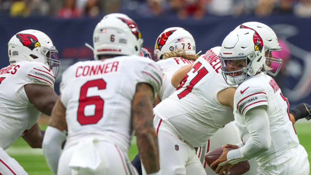 Arizona Cardinals safety Budda Baker (3) fakes the hand off against the Houston Texans in the first quarter at NRG Stadium.