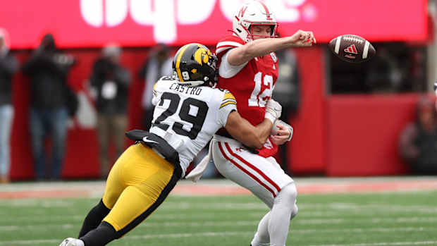 NU vs. Iowa 2023 - Chubba Purdy fumbles