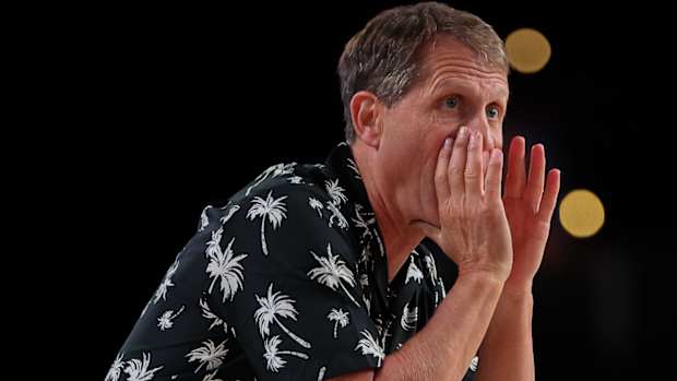 Razorbacks' Eric Musselman on sideline against North Carolina