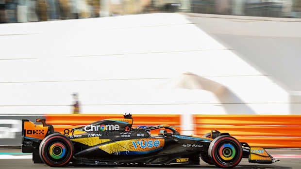 El piloto mexicano Pato O’Ward participó en la Práctica 1 del Gran Premio de Abu Dhabi