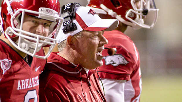 Bobby Petrino coaching Razorbacks in 2011 game with South Carolina