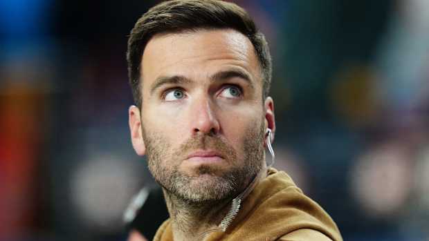 Nov 26, 2023; Denver, Colorado, USA; Cleveland Browns quarterback Joe Flacco (15) on the sidelines during the second half against the Denver Broncos at Empower Field at Mile High.