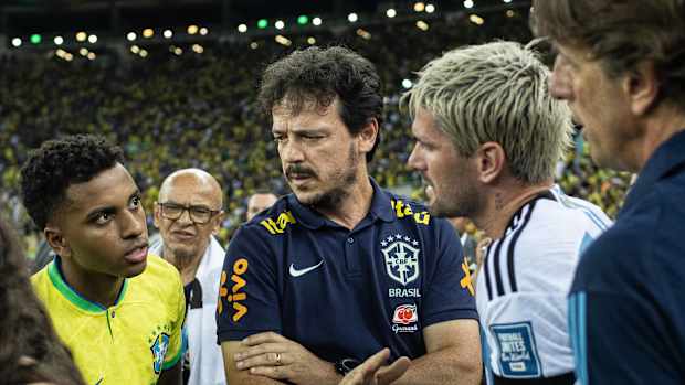 Rodrygo, dio a conocer que no puede hablar sobre la discusión que tuvo con Lionel Messi