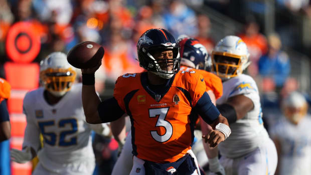 Broncos quarterback remains optimistic for Sunday's game against the Chargers