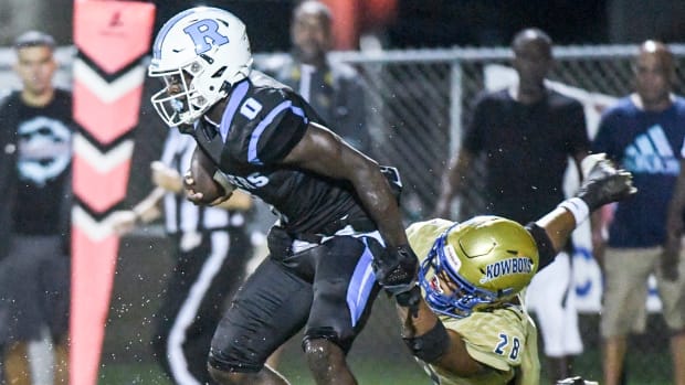 Jaylen Hayward of Rockledge shakes the tackle of Osceola tackler Elijah Melendez doing their game Friday, September 23, 2022