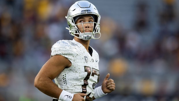 Oregon Ducks quarterback Ty Thompson is seen during his team’s game against the Arizona State Sun Devils on Nov. 18, 2023.