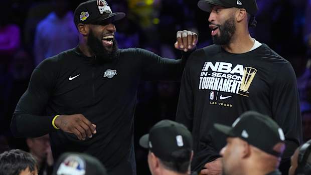 Anthony Davis y Lebron James