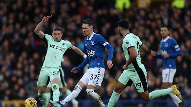 Chelsea continúa luchando