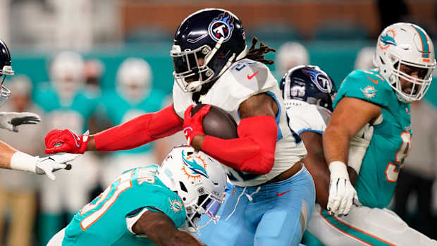 TitansDerrickHenryDolphins