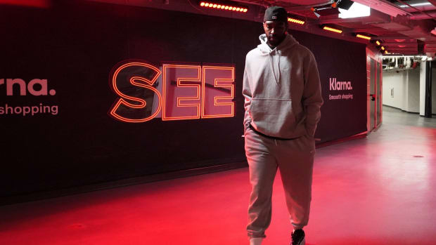 Chicago Bulls forward Patrick Williams walks into the United Center before the game against the Denver Nuggets.