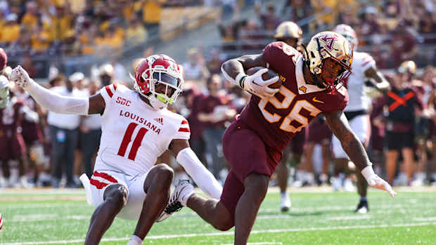 Zach Evans runs for touchdown