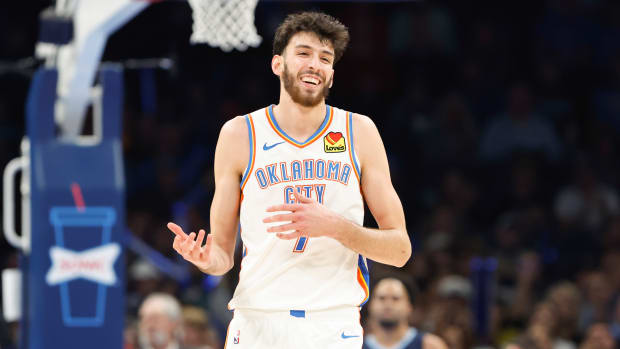 Holmgren during the Thunder's 116-97 win over the Grizzlies on Dec. 18, 2023.