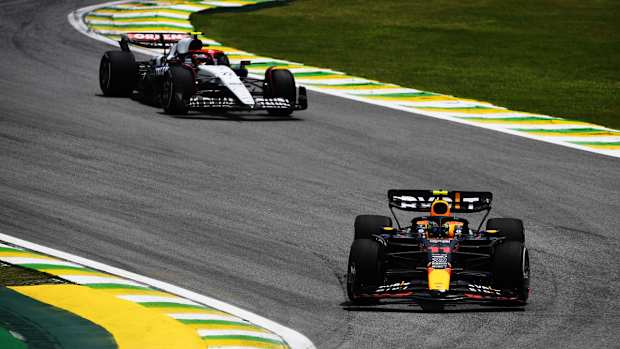 Sergio Perez Red Bull (10)