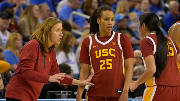 usc women's basketball lindsay gottlieb mckenzie forbes kayla padilla