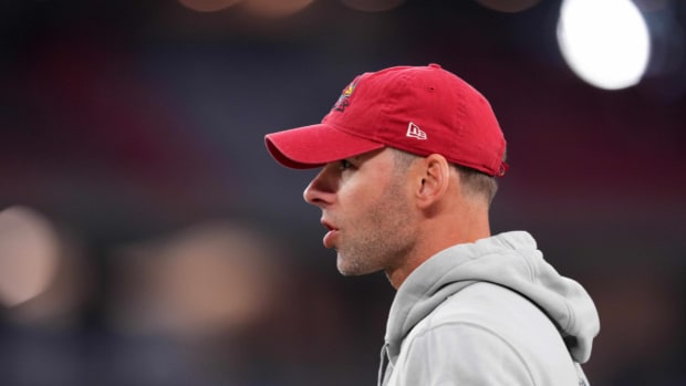 Arizona Cardinals head coach Jonathan Gannon looks on prior to facing the Seattle Seahawks at State Farm Stadium.