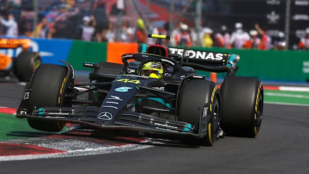 Lewis Hamilton Mercedes (42)