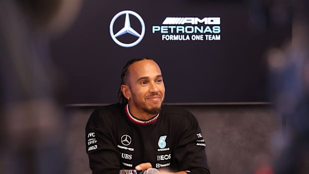 Lewis Hamilton Mercedes (22)