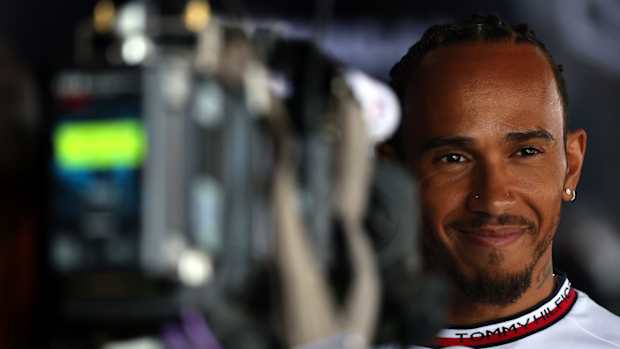 Lewis Hamilton Mercedes (9)