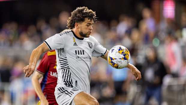 Matías Almeyda busca arrebatarle a Chivas la contratación de Cade Cowell