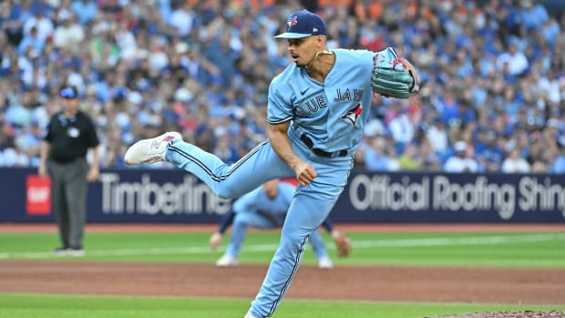 Toronto Blue Jays relief pitcher Jordan Hicks delivers a pitch against the Tamap Bay Rays in the ninth inning at Rogers Centre. (2024)