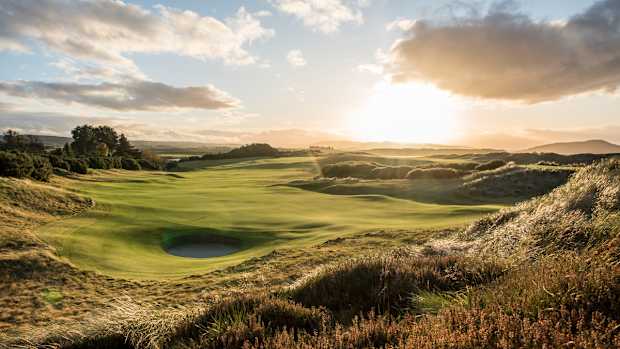 5th Hole from behind green with evening light_credit Darren Chisolm