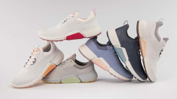 An array of Ecco BIOM H4