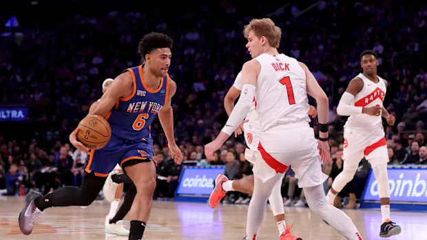 NBA-Toronto-Raptors-at-New-York-Knicks-22339820.jpg