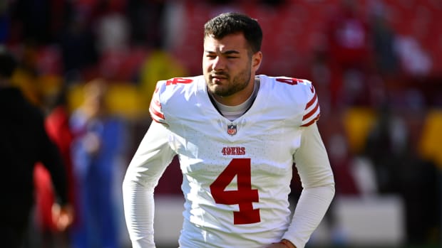 Moody before the 49ers' 27-10 win over the Commanders on Dec. 31, 2023.