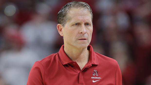 Razorbacks Eric Musselman on sideline against Kentucky