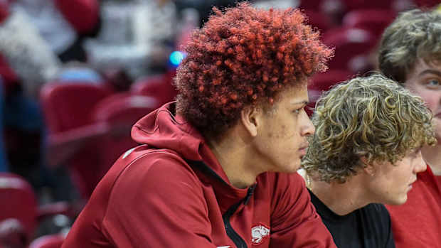 Razorbacks' Trevon Brazile before game with Kentucky