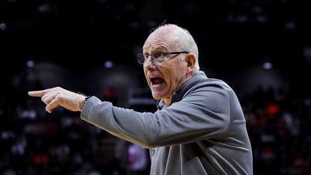 Miami Hurricanes head coach Jim Larranaga