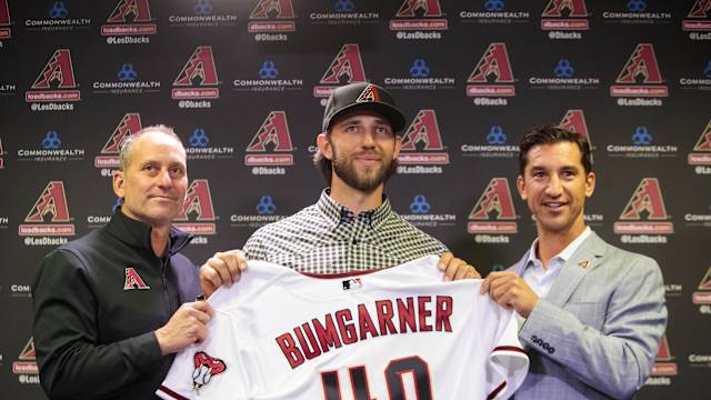 Mike Hazen, Madison Bumgarner and Torey Lovullo December 2019 Contract Signing