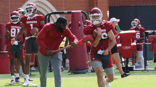 L'Damian Washington, Jason Llewellyn